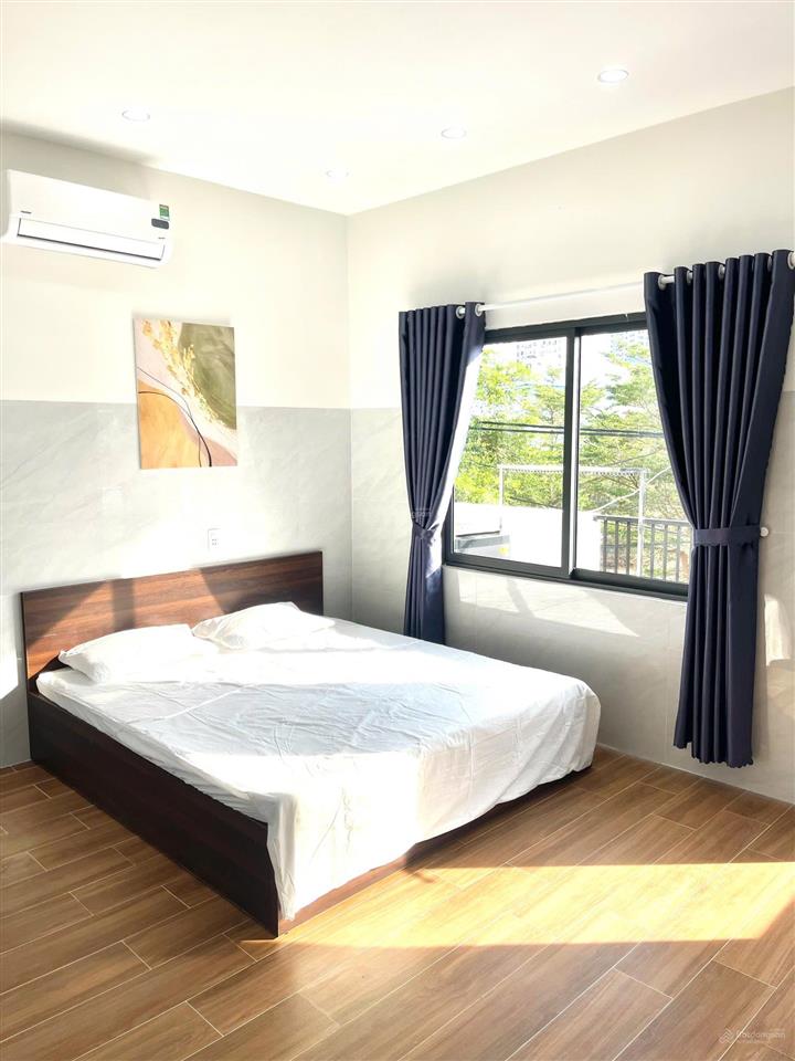 Căn hộ 1 phòng ngủ, rộng 50m2, ban công rộng