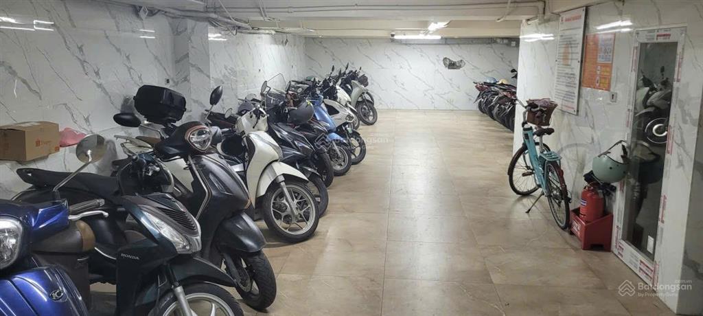 Cho thuê 125 m2 văn phòng tầng 4,5 mặt phố đỗ hành