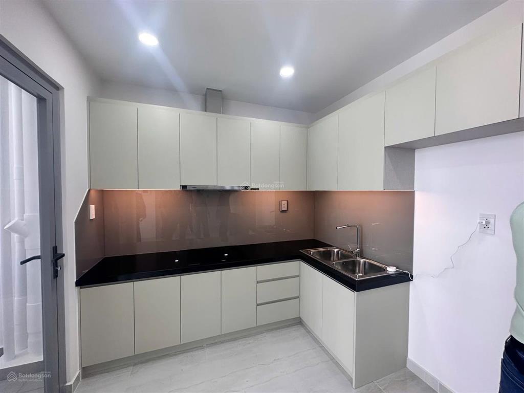Bán lỗ ngộp ngân hàng căn hộ happy one central 1pn  1,95 tỷ.