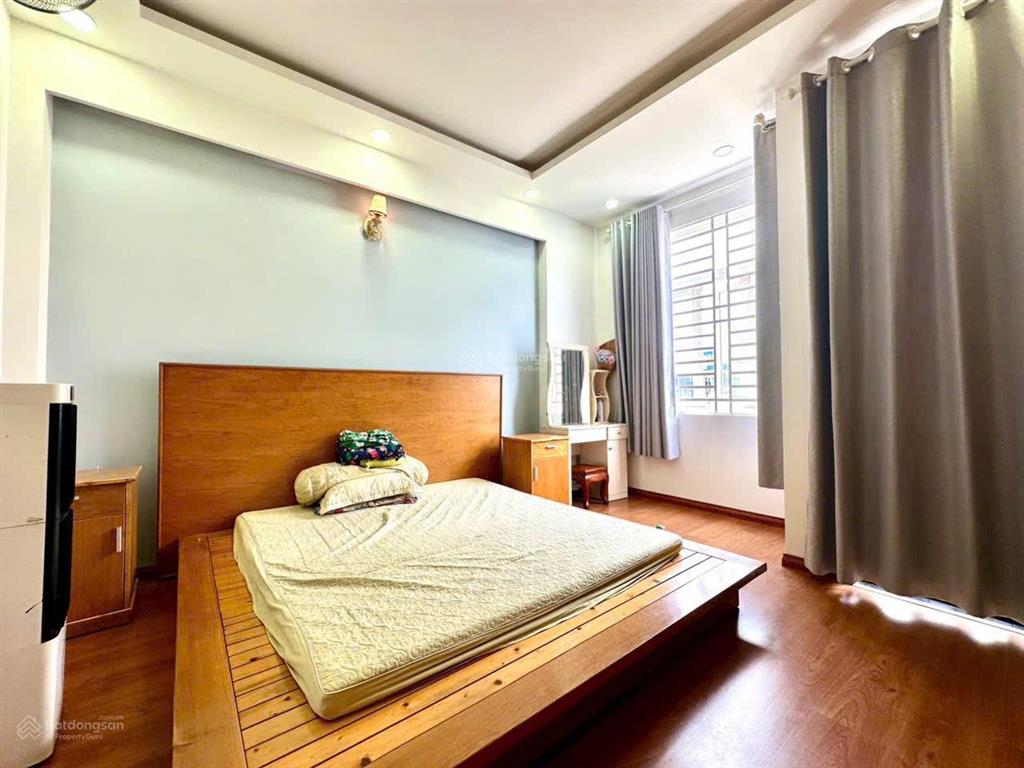Bán nhà hẻm lê văn thịnh q2 thiết kế lệch tầng thoáng đẹp giá chỉ 6ty250 full nội thất ở liền