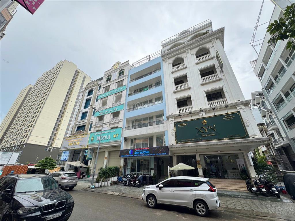 Bán toà nhà văn phòng mặt tiền nguyễn thị minh khai , quận 1. dt 11x16m , 7 tầng , giá 150 tỷ tl