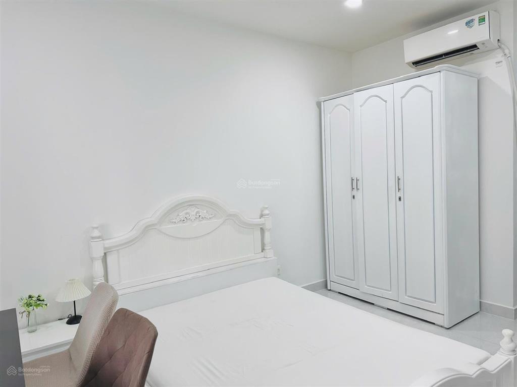 Cho thuê căn hộ cách đại học rmit 900m, 3pn full nội thất giá chỉ 16 triệu/tháng, nhận nhà ở ngay