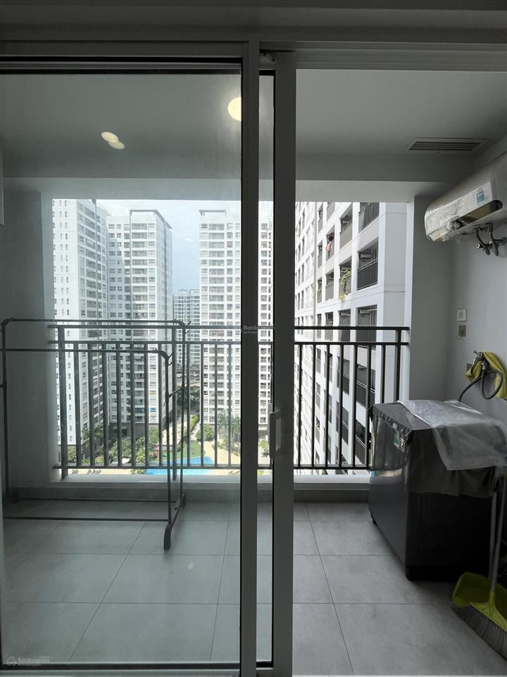 Cho thuê chung cư sunrise riverside căn view hồ bơi full nội thất đầy đủ thiết bị tiện nghi, ở ngay
