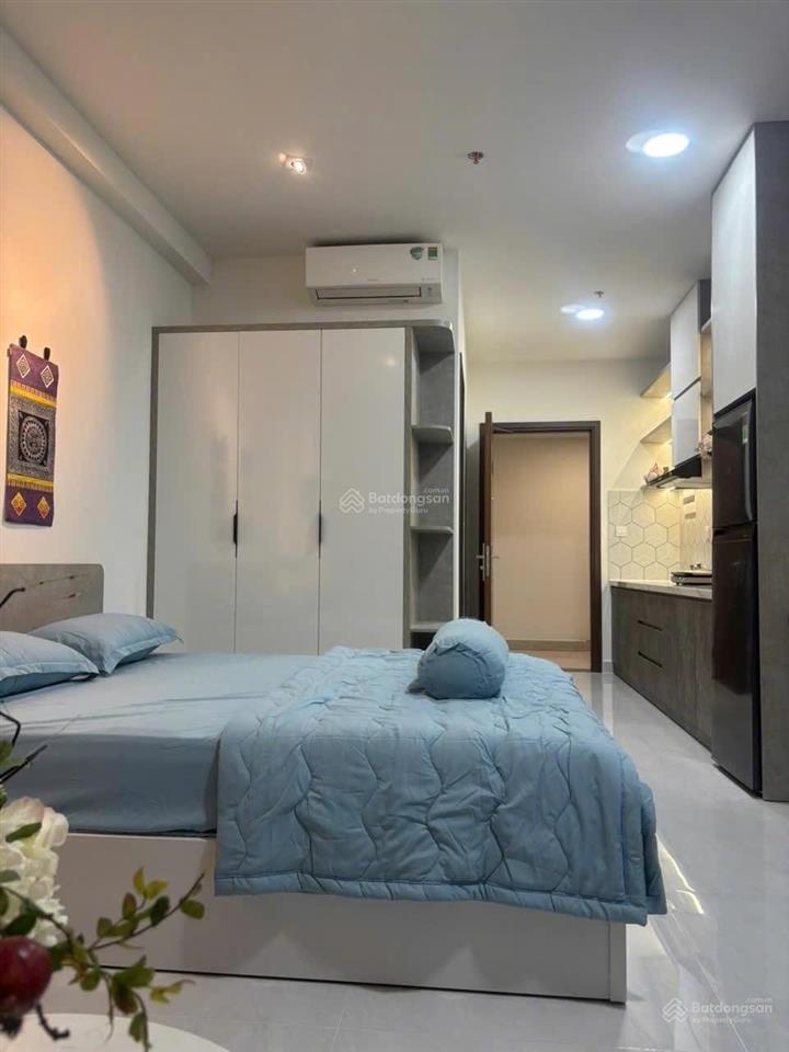 Cho thuê nhanh căn hộ 1 phòng ngủ đầy đủ nội thất, nhà đẹp, nhà trống sẵn ở liền, được giá 10 triệu
