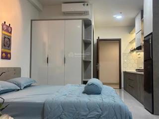 Cho thuê nhanh căn hộ 1 phòng ngủ đầy đủ nội thất, nhà đẹp, nhà trống sẵn ở liền, được giá 10 triệu