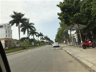 Bán nhà đại lộ hùng vương, đà nẵng lô góc 3 mặt thoáng, kinh doanh tốt, giá ngon.