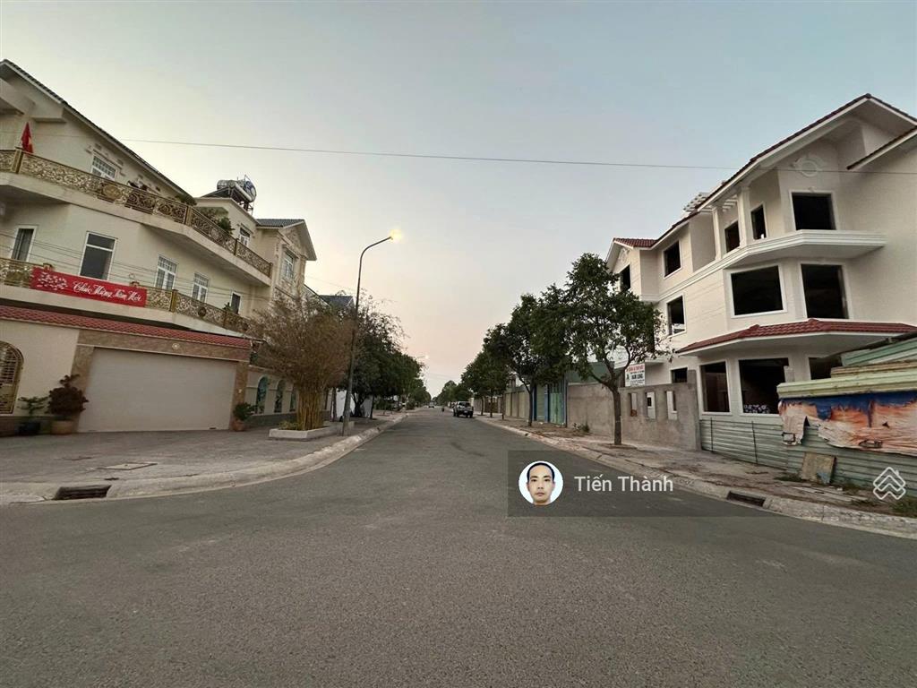 Bán biệt thự góc 2 mt đường lớn của dự án phước sơn gần dự án blanca sun group .giá chỉ 15,5 tỷ