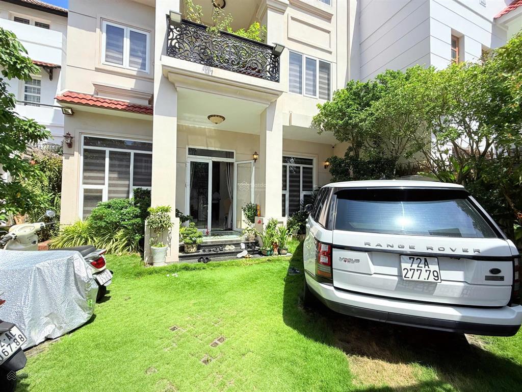 Bán biệt thự đẳng cấp trung tâm bãi sau vũng tàu  hẻm ô tô lạc long quân chỉ 24 tỷ bớt lộc
