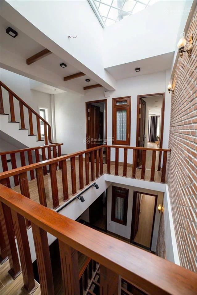 Chị gái đi định cư bán gấp khách sạn mt phan chu trinh, bãi sau vũng tàu giá tốt bán nhanh 33.5 tỉ