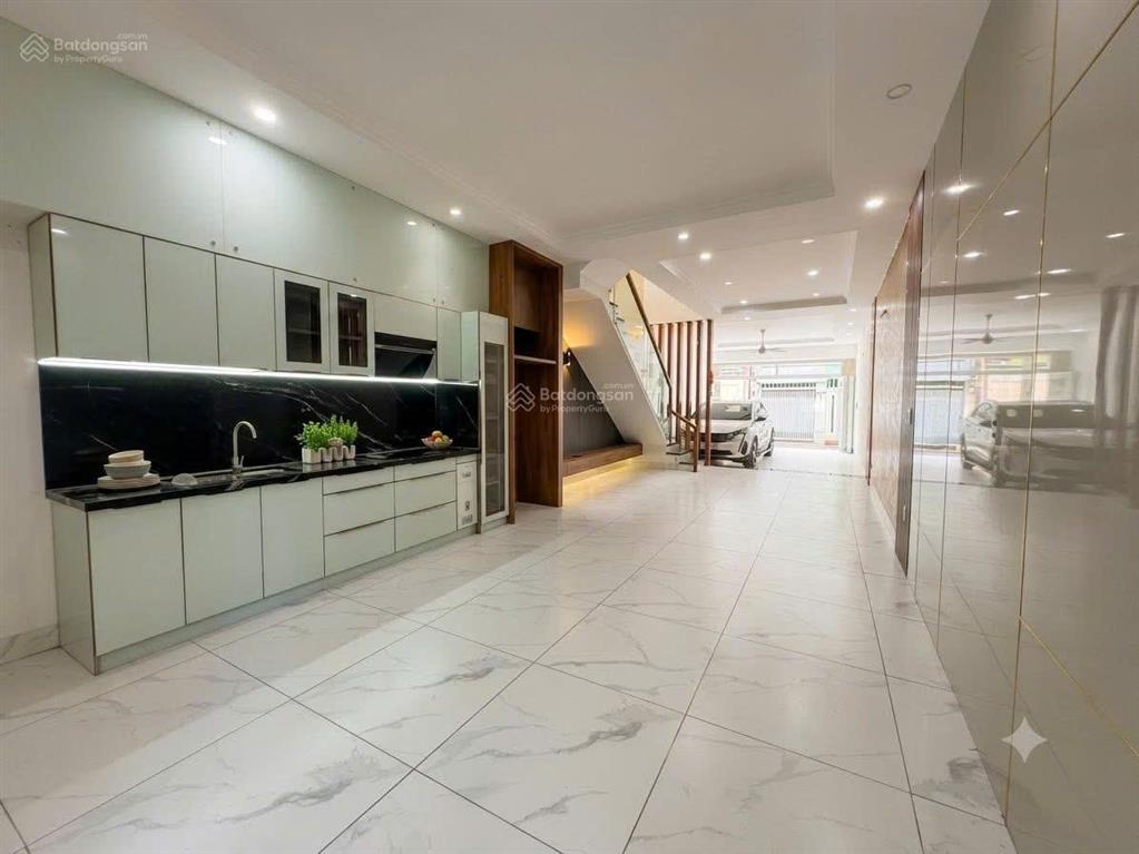Bán nhà mới đẹp phường 4 vũng tàu hẻm xe hơi, gara ô tô 100m2 full thổ cư giá tốt chỉ 8,3 tỷ