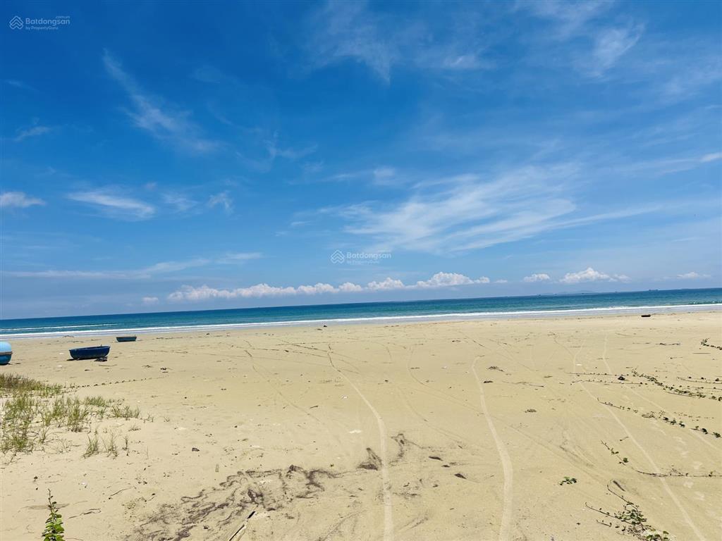 Mảnh vườn vip đẹp 2100mv ont cách biển 2p xe 49 chỗ trước nhà