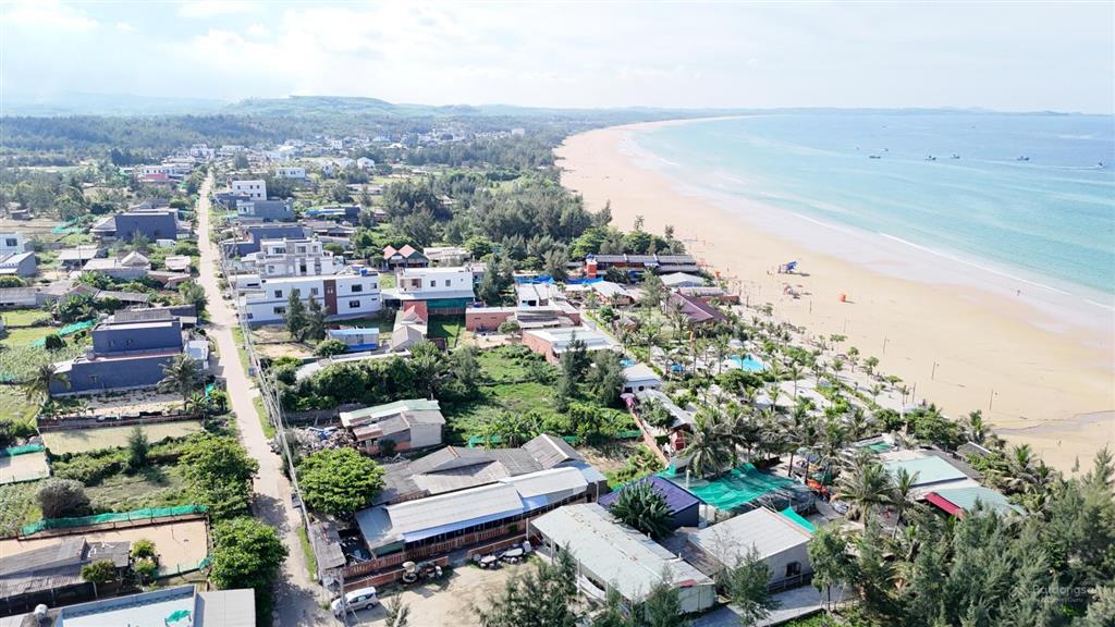 Mảnh vườn vip đẹp 2100mv ont cách biển 2p xe 49 chỗ trước nhà