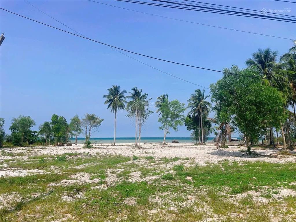Lô đất view biển hàm ninh khá đẹp lưng tựa núi nhìn ra biển