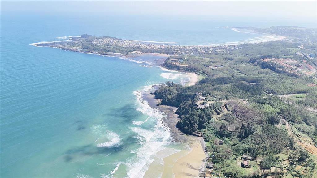 Lô đât vườn 300mv flu thổ cư chia 3 lô ổn áp ra biển 1p