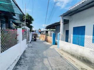 Bán đất có một căn nhà 2 mặt đường cách duy nhất 1 căn ra biển dốc lếch