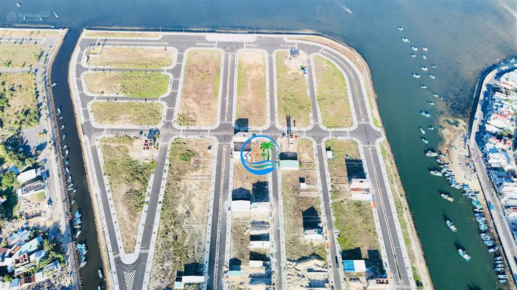 Khu phố long hải, phường xuân phú, dự án đấu giá. sông cầu view sông khá đẹp, giá khá ổn