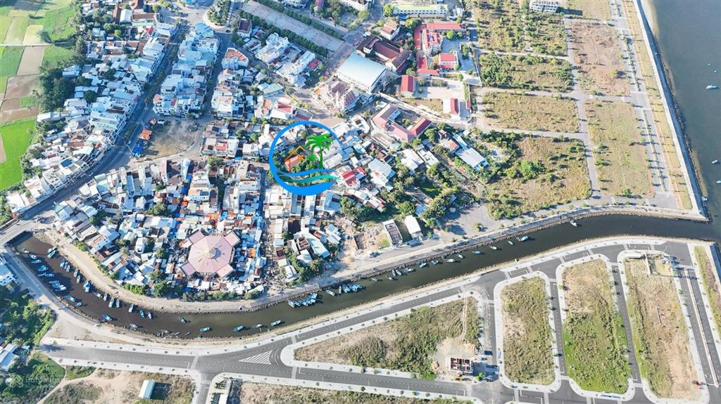 Khu phố long hải, phường xuân phú, dự án đấu giá. sông cầu view sông khá đẹp, giá khá ổn