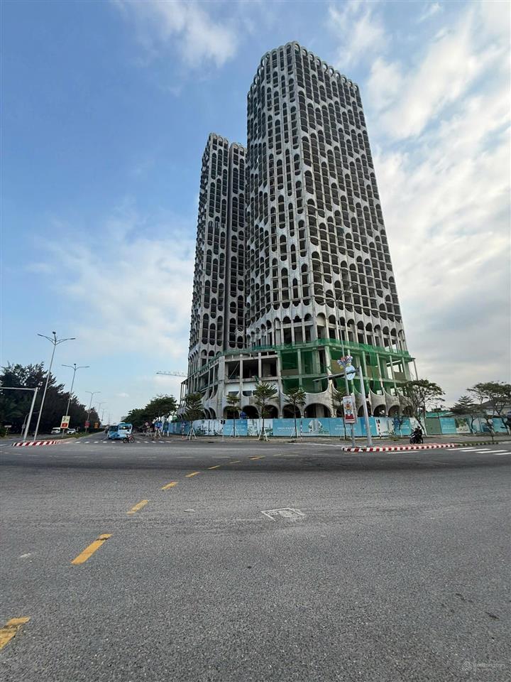 Mặt tiền phan đình giọt lô đất khá đẹp ra biển nguyễn tất thành 2p