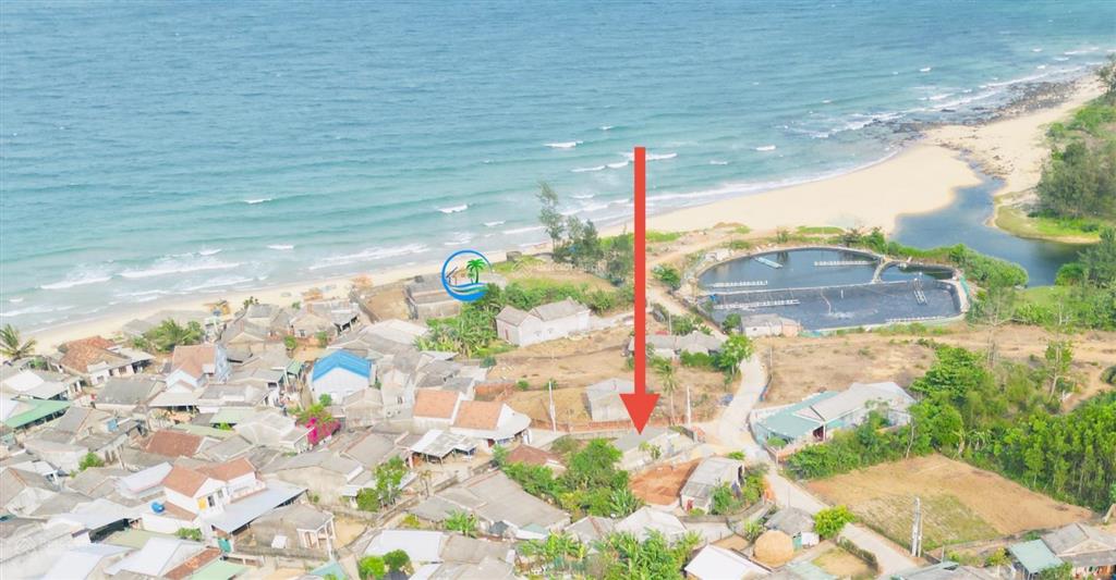 Nhà vườn cách biển 50m, 420m2 có 360m2 thổ cư, đường 8m cách biển chỉ 50m