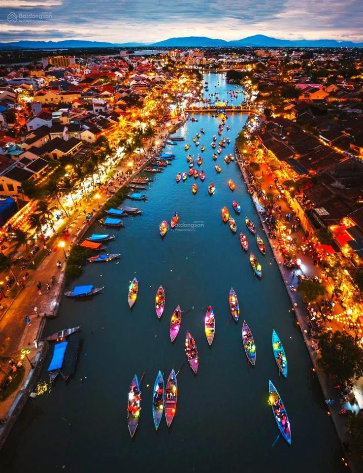 View sông gần hội an khu vực du khách tây rất thích