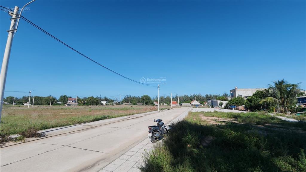 Đất khu đấu giá biển ông rạng long phụng quảng ngãi, diện tích đa dạng