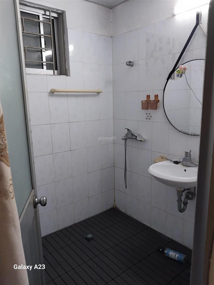 Cho thuê cc 2pn, 1wc, 80m2 tại khu đô thị bắc linh đàm, full nội thất, 7,5 triệu.  0393 213 ***
