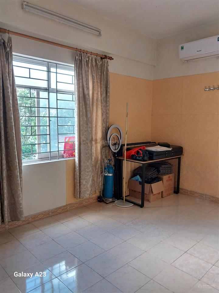 Cho thuê cc 2pn, 1wc, 80m2 tại khu đô thị bắc linh đàm, full nội thất, 7,5 triệu.  0393 213 ***