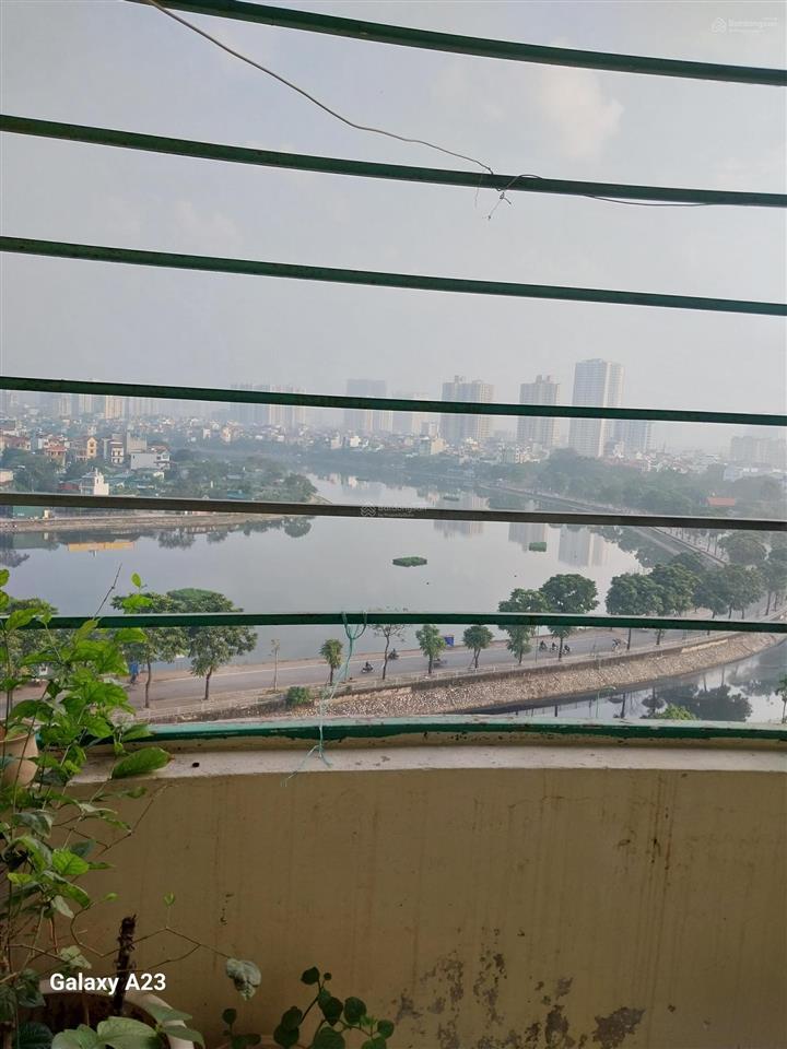 Cho thuê cc 2pn, 1wc, 80m2, 8,5 triệu ở kđt bắc linh đàm.  0393 213 ***