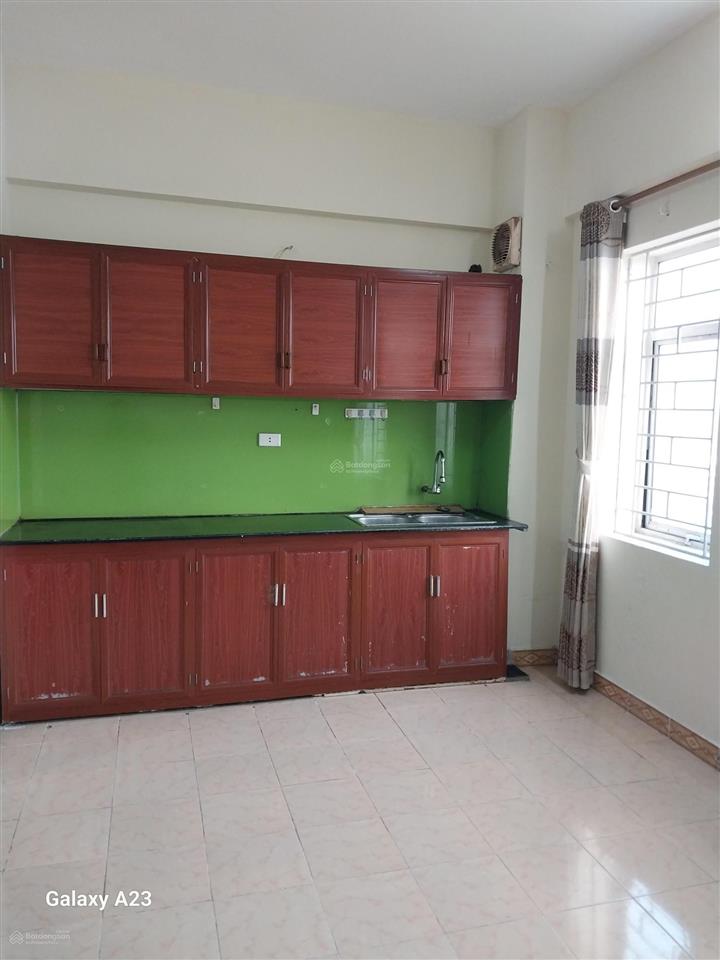 Cho thuê cc 2pn, 1wc, 80m2, 8,5 triệu ở kđt bắc linh đàm.  0393 213 ***