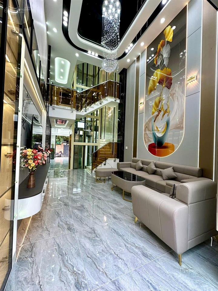 Nhà phố thạnh xuân 21  phường thạnh xuân , đúc 3 lầu thang máy,đường 8m , giá 8tỷ4 tl, 0933 015 ***