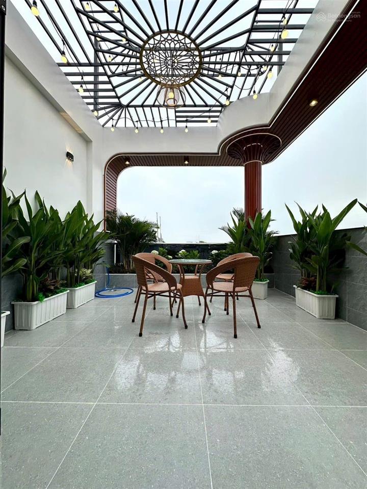 Nhà phố thạnh xuân 21  phường thạnh xuân , đúc 3 lầu thang máy,đường 8m , giá 8tỷ4 tl, 0933 015 ***