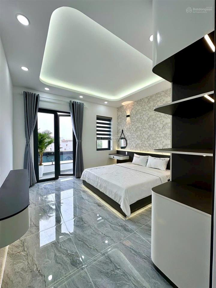 Nhà phố thạnh xuân 21  phường thạnh xuân , đúc 3 lầu thang máy,đường 8m , giá 8tỷ4 tl, 0933 015 ***