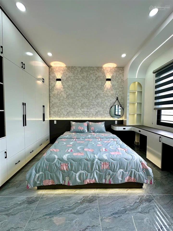 Nhà phố thạnh xuân 21  phường thạnh xuân , đúc 3 lầu thang máy,đường 8m , giá 8tỷ4 tl, 0933 015 ***