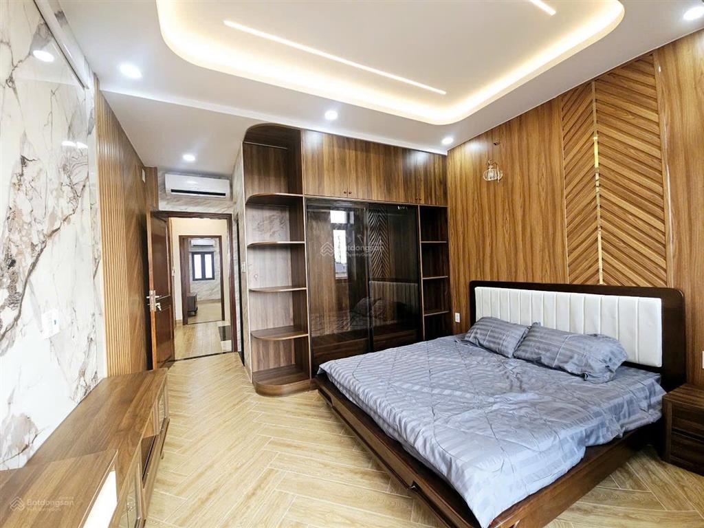 Nhà phố hương lộ 2  bình trị đông , đúc 4 lầu , ô tô đậu trong nhà , giá 9tỷ100 tl ,  0933 015 ***