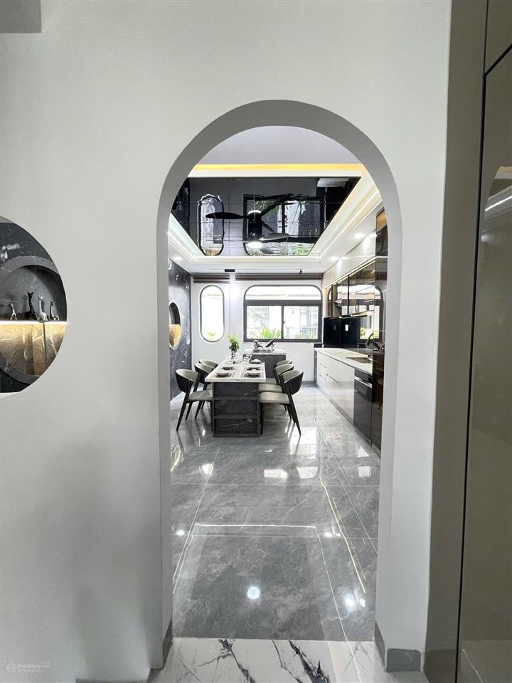 Nhà phố chính chủ thạnh xuân 25, phường thạnh xuân, dt 4x17, ô tô đậu cửa, giá 7 tỷ 2 tl,0933 015 ***