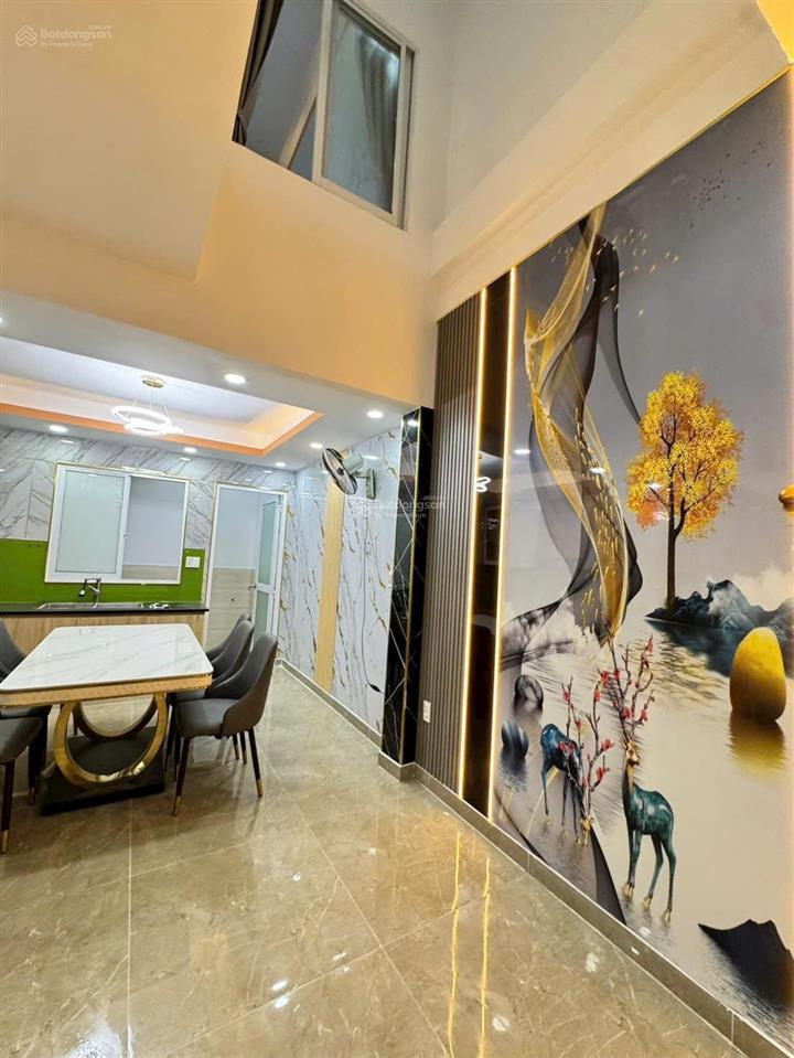 Nhà thạnh xuân 22  phường thới an, dt 4x15m, 3 lầu, giá 5tỷ950,  0933 015 ***.