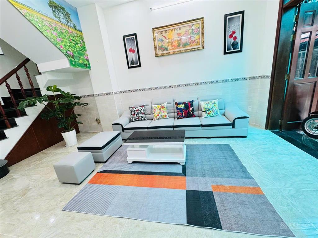 Nhà thạnh xuân 24  kế phường thạnh xuân , dt 4x13 , đường ô tô , giá 5tỷ6 tl ,  0933 015 ***