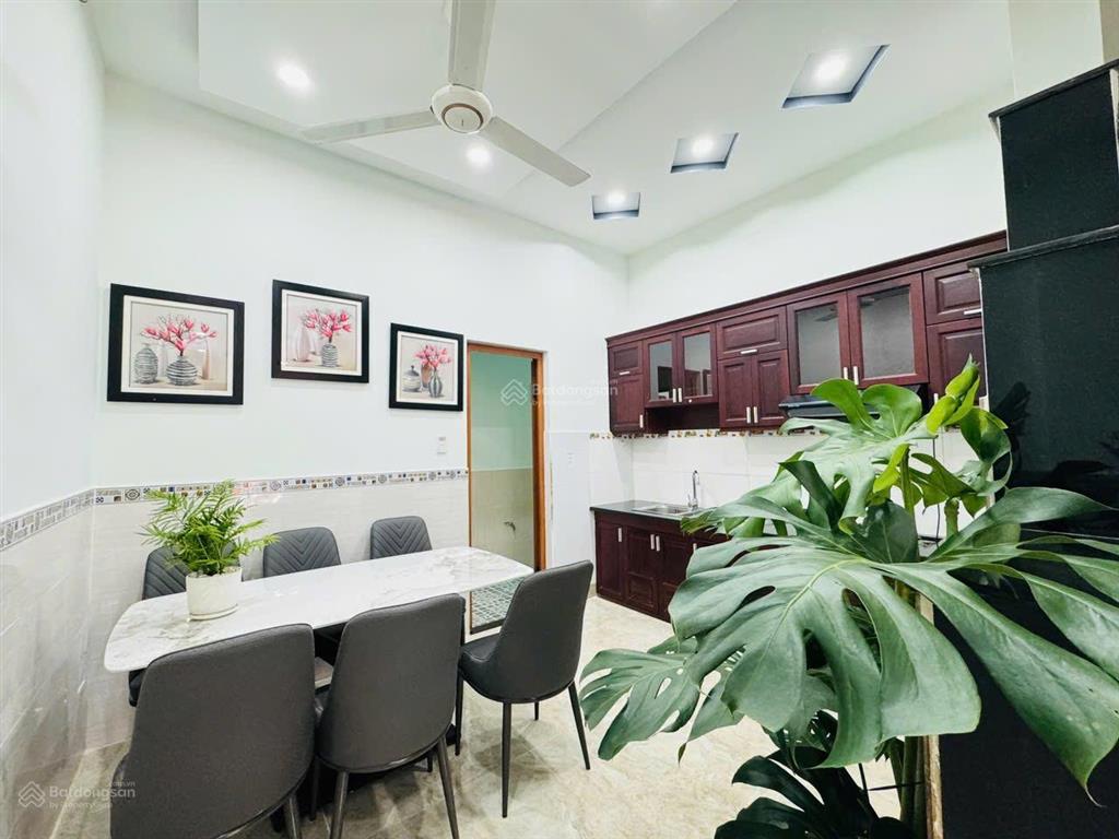 Nhà thạnh xuân 24  kế phường thạnh xuân , dt 4x13 , đường ô tô , giá 5tỷ6 tl ,  0933 015 ***