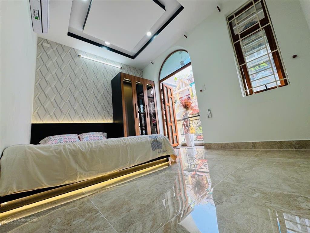 Nhà thạnh xuân 24  kế phường thạnh xuân , dt 4x13 , đường ô tô , giá 5tỷ6 tl ,  0933 015 ***