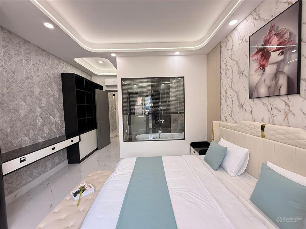 Nhà phố có thang máy  thạnh xuân 35  phường thới an, dt 4x15m, giá 7 tỷ 880 tl,  0933 015 ***