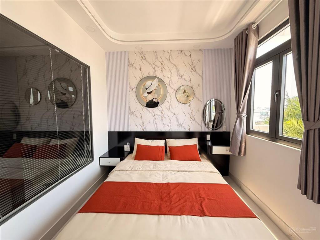 Nhà phố có thang máy  thạnh xuân 35  phường thới an, dt 4x15m, giá 7 tỷ 880 tl,  0933 015 ***