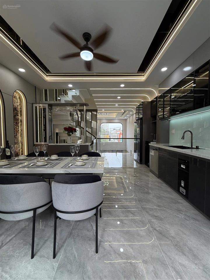 Nhà thạnh lộc 13  phường an phú đông  kế chợ cầu đồng, dt 4,7x14m, giá 8 tỷ 1 tl,  0933 015 ***