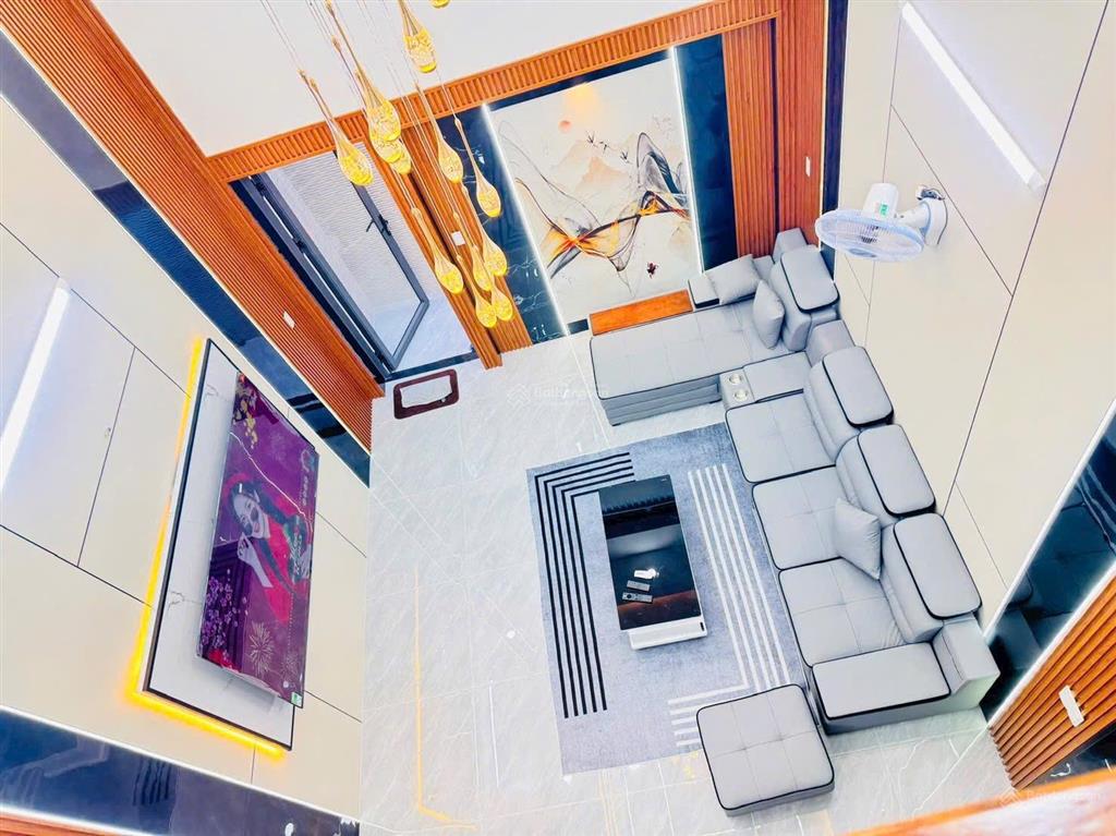 Nhà lê thị riêng  phường thới an, dt 4x14m, đường ô tô, giá 7tỷ680 tl,  0933 015 ***