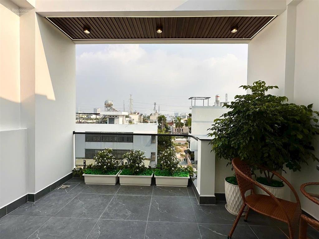 Nhà phố thạnh xuân 21  phường thới an, dt 4x16m, đường ô tô, kế chợ, giá 6 tỷ 550 tl, 0933 015 ***