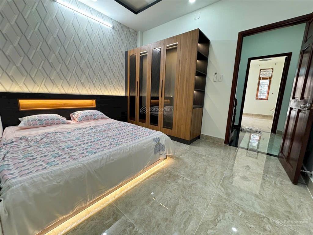 Nhà thạnh xuân 24phường thới an ,kế chợ thạnh xuân,dt4x13 , đường 7m , giá 5tỷ6 tl ,  0933 015 ***