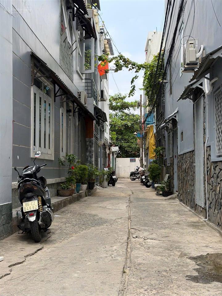 Nhà kế aeon tân phú , dt 4x10m , phường tân sơn nhì , giá 5tỷ450 thương lượng ,  0933 015 ***