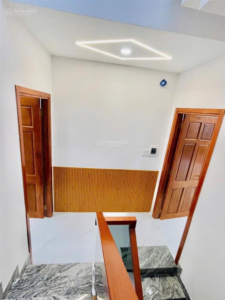 Nhà căn góc 2 mặt tiền mã lòphường bình trị đông ,4 lầu , đường ô tô , giá 8tỷ5 tl ,  0933 015 ***
