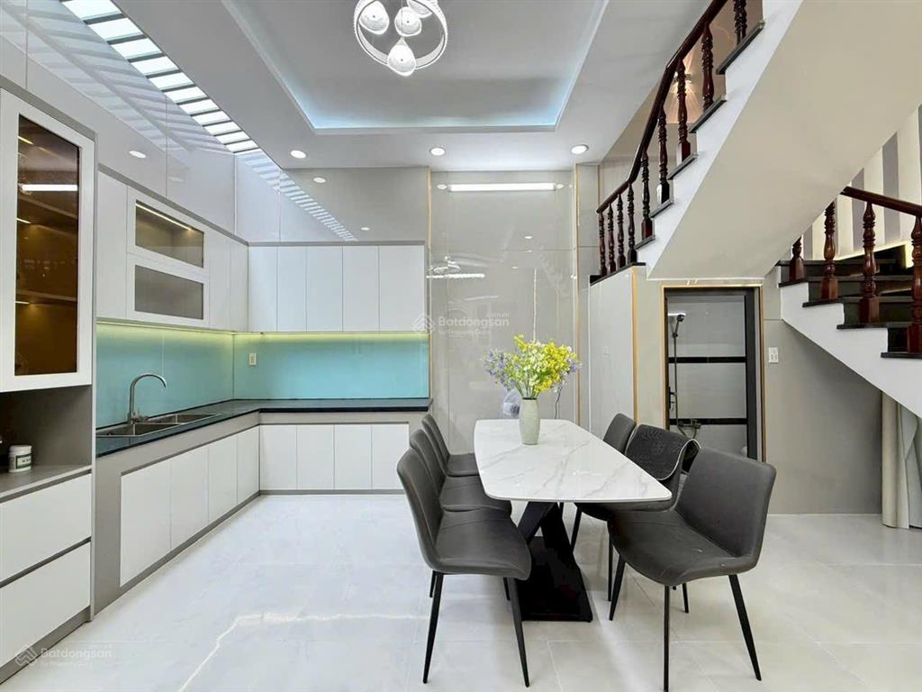 Nhà phố ht07  phường tân thới hiệp , dt 5,05x11 , đường 9m , giá 5tỷ950 tl ,  0933 015 ***