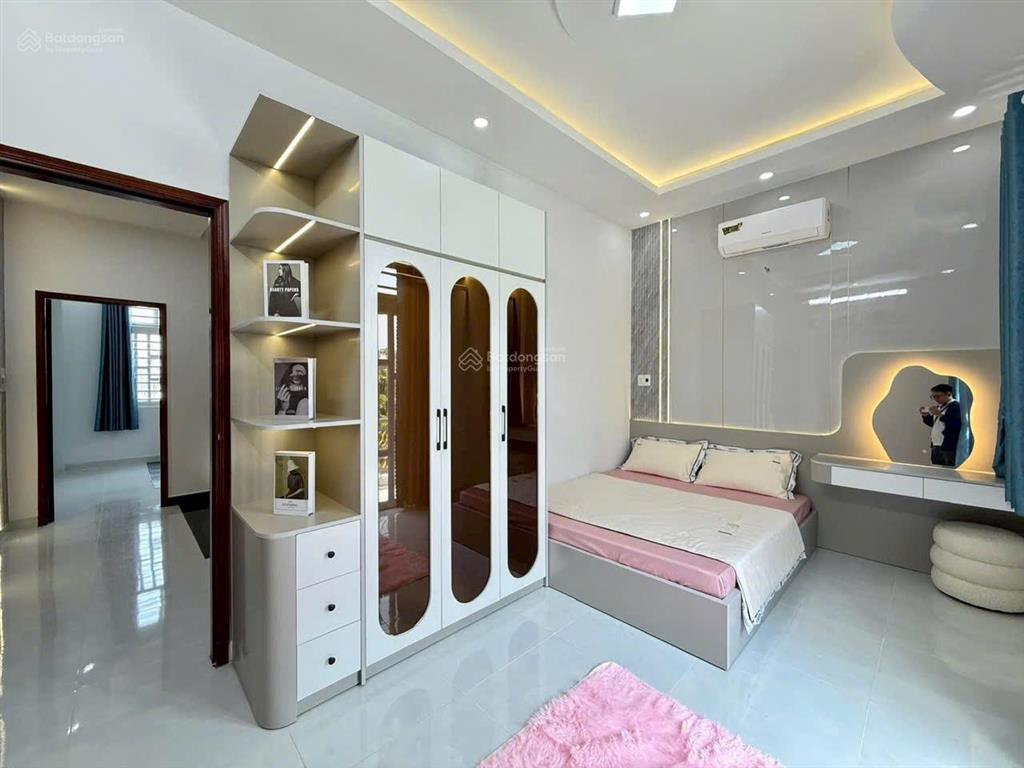Nhà phố ht07  phường tân thới hiệp , dt 5,05x11 , đường 9m , giá 5tỷ950 tl ,  0933 015 ***