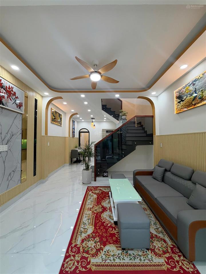 Nhà đường 26/3  phường bình hưng hoà , dt 4,5 x 16m , giá 5tỷ860 ,  0933 015 ***
